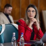 Ministra Mediului acuză Romsilva că „mimează” apărarea pădurilor în instanță. Critici privind amenajamentul drumului spre Greenfield