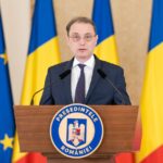 Guvernul Luca Niculescu a fost învestit de Parlament